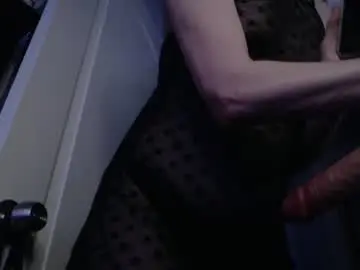 Mvnt1s  live sex cam