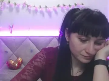 Ninaflawlees  live sex cam