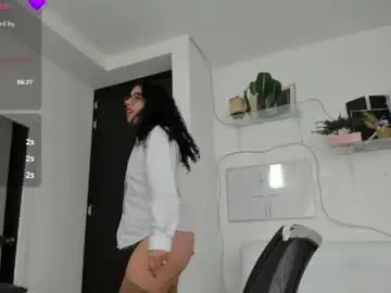 Paulina_dossantos  live sex cam