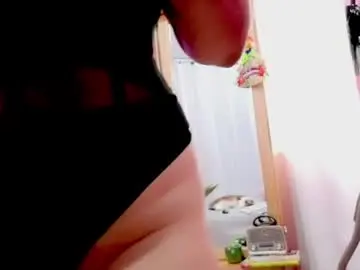 Rubiqueens  live sex cam