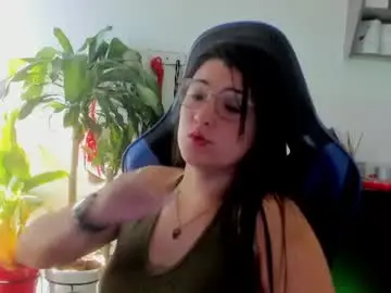 Taylor_kennedy26  live sex cam