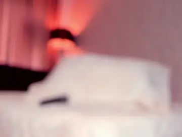 Yourbabymarie  live sex cam