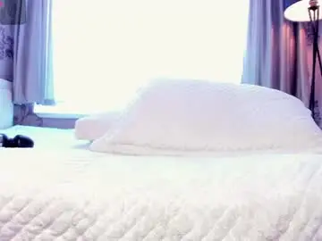 Yourbabymarie  live sex cam