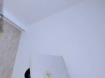 Ali_lenns  live sex cam