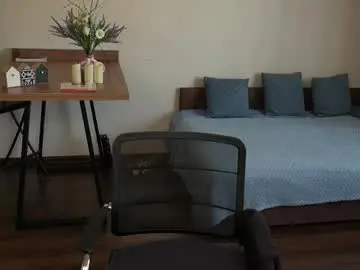 Avroraromance  live sex cam