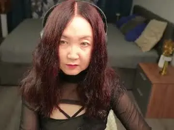 Avroraromance  live sex cam