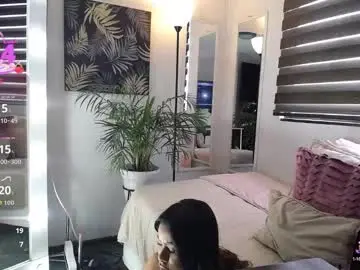 Caroline_jackson_  live sex cam