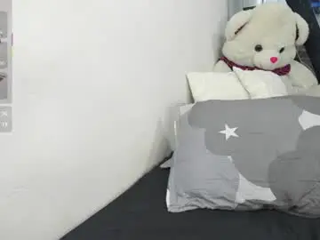 Cummylove1  live sex cam