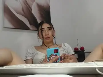 Elek_tra1  live sex cam