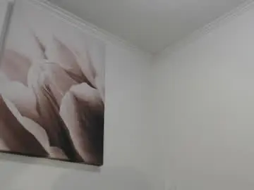 Elek_tra1  live sex cam