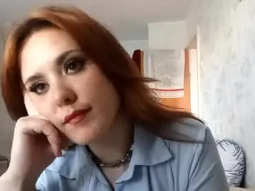 Hoaeskra  live sex cam