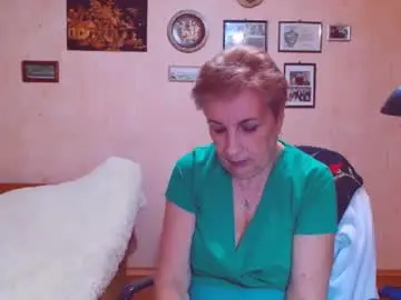 Kira9476  live sex cam