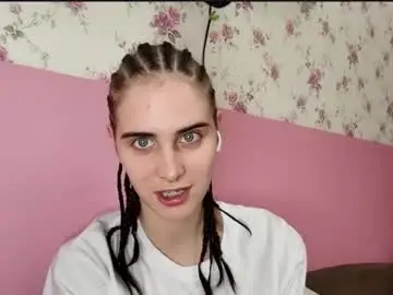 Lorinepiro  live sex cam