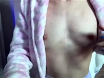 Mama_boobies143  live sex cam