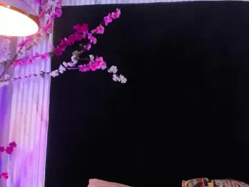 Monik_fox_cr  live sex cam