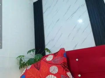 Paola__23  live sex cam