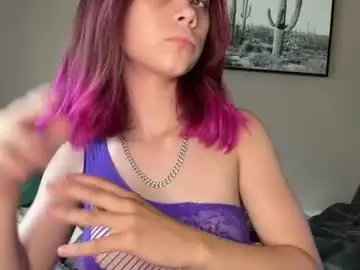 Petitemoriah  live sex cam
