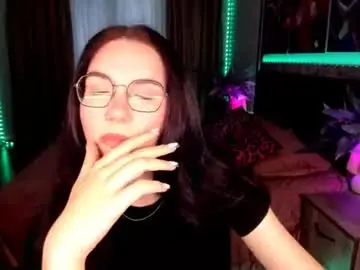 Triciadaisy  live sex cam