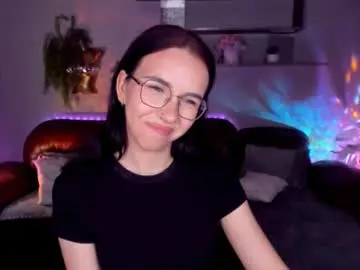 Triciadaisy  live sex cam