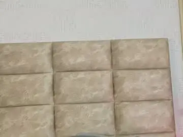 Cameroncollinss  live sex cam