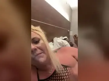Chloeblaccbaby  live sex cam