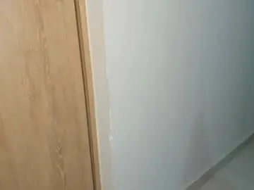 Cute_brunett  live sex cam
