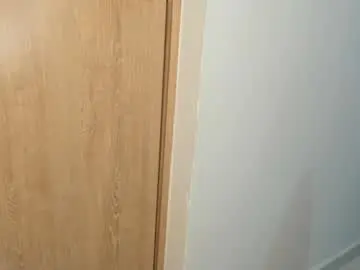 Cute_brunett  live sex cam
