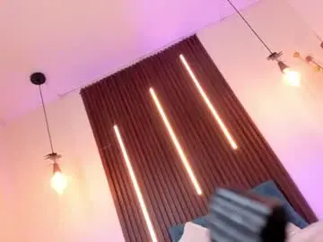 Emmabrookss_  live sex cam