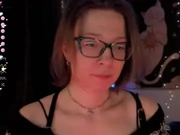 Moon__girl  live sex cam