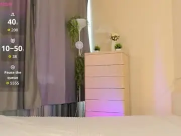 Night_shard  live sex cam