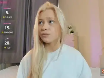 Night_shard  live sex cam