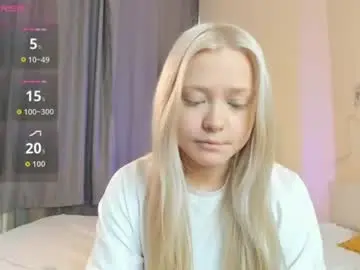 Night_shard  live sex cam