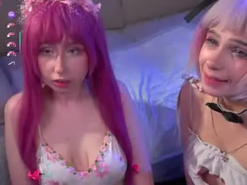 Nikkisilk  live sex cam