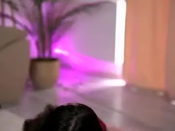 Deborahlowe  live sex cam