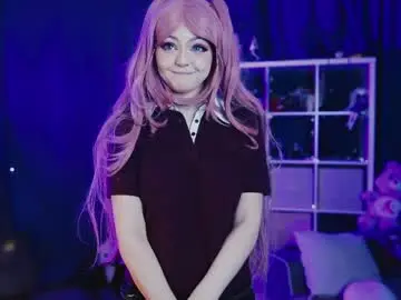 Madnessalise  live sex cam
