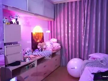 Madnessalise  live sex cam