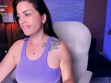Megann_williamss  live sex cam
