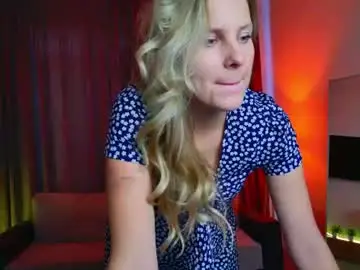 Melaniebennett  live sex cam