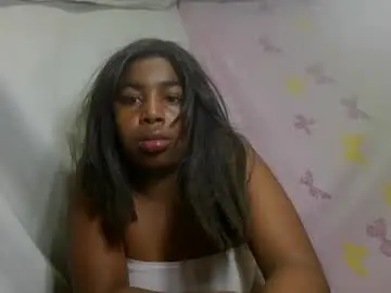 Nashiraah  live sex cam