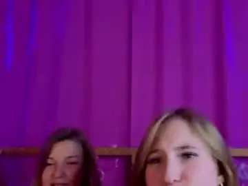 Primrousefoster  live sex cam