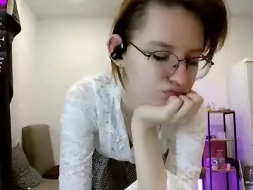 Renaeblaski  live sex cam