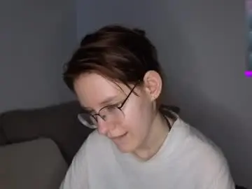 Renaeblaski  live sex cam