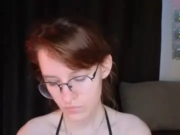 Renaeblaski  live sex cam