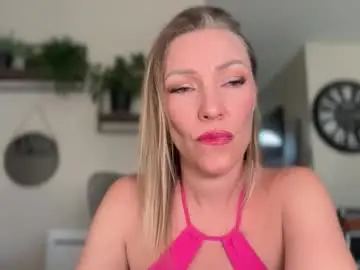 Sacha__xx  live sex cam