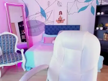 Victoria_piercee  live sex cam
