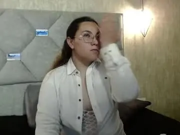 Brandy_lovee3  live sex cam