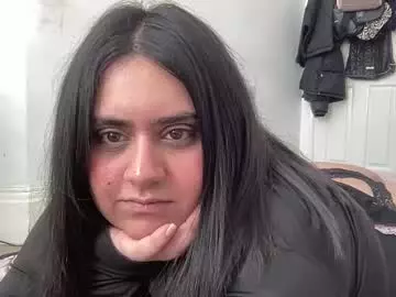 Bustytitties12  live sex cam