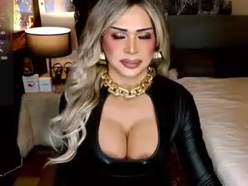 Charismatic_apple  live sex cam