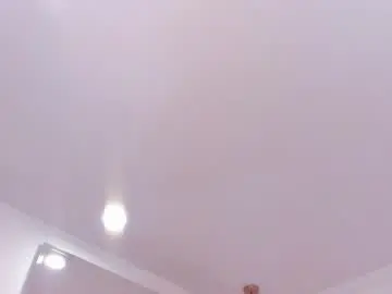 Dolly_walker  live sex cam