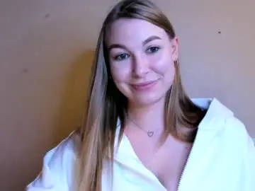 Emilia_ilia  live sex cam